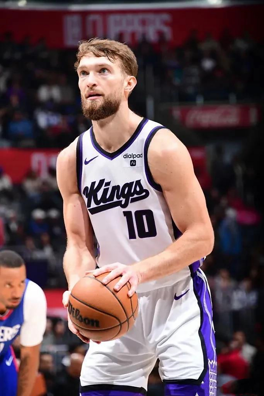 NBA总决赛国际比赛日走向成谜；尼斯篮板制胜；话题不断；赛季目标并未改变的简单介绍